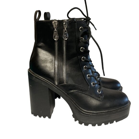 Black Chunky Lace-Up Ankle Boots Sz 9 - 4.5" Heel Guess GBG Goth Emo Style - Picture 3 of 9